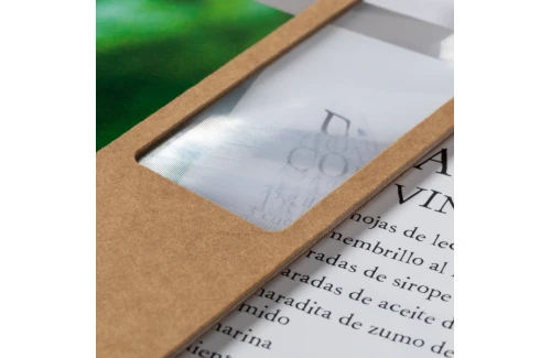 Loupe marque pages personnalisée Kigan en carton recyclé